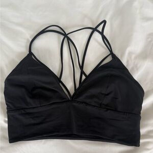 Black lululemon sport bra
